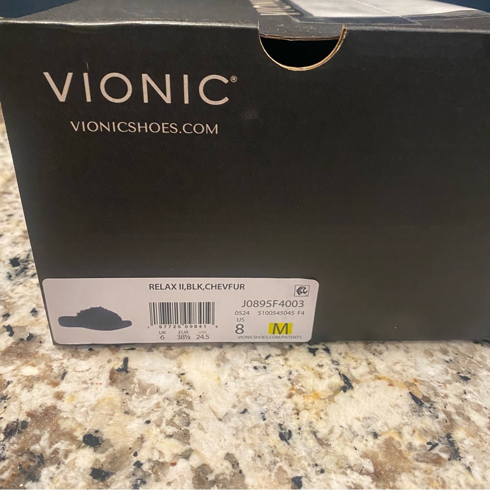 Vionic Black Relax II Sandal- SZ 8